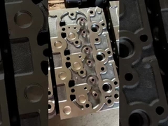 कास्टिंग आयरन कुबोटा सिलेंडर हेड अस्सी/ट्रक स्पेयर पार्ट्स D1402