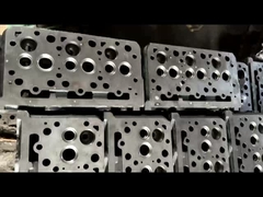 KUBOTA D1503 इंजन सिलेंडर हेड OEM 1A013-03043 1A01303044
